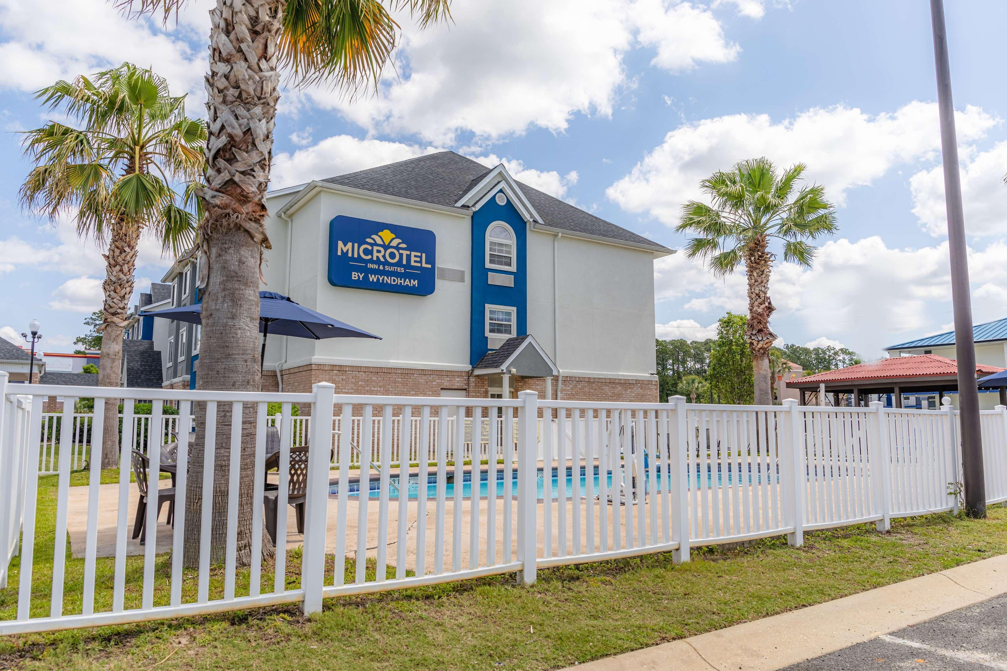 Microtel Inn & Suites By Wyndham Kingsland Naval Base I-95 Екстериор снимка