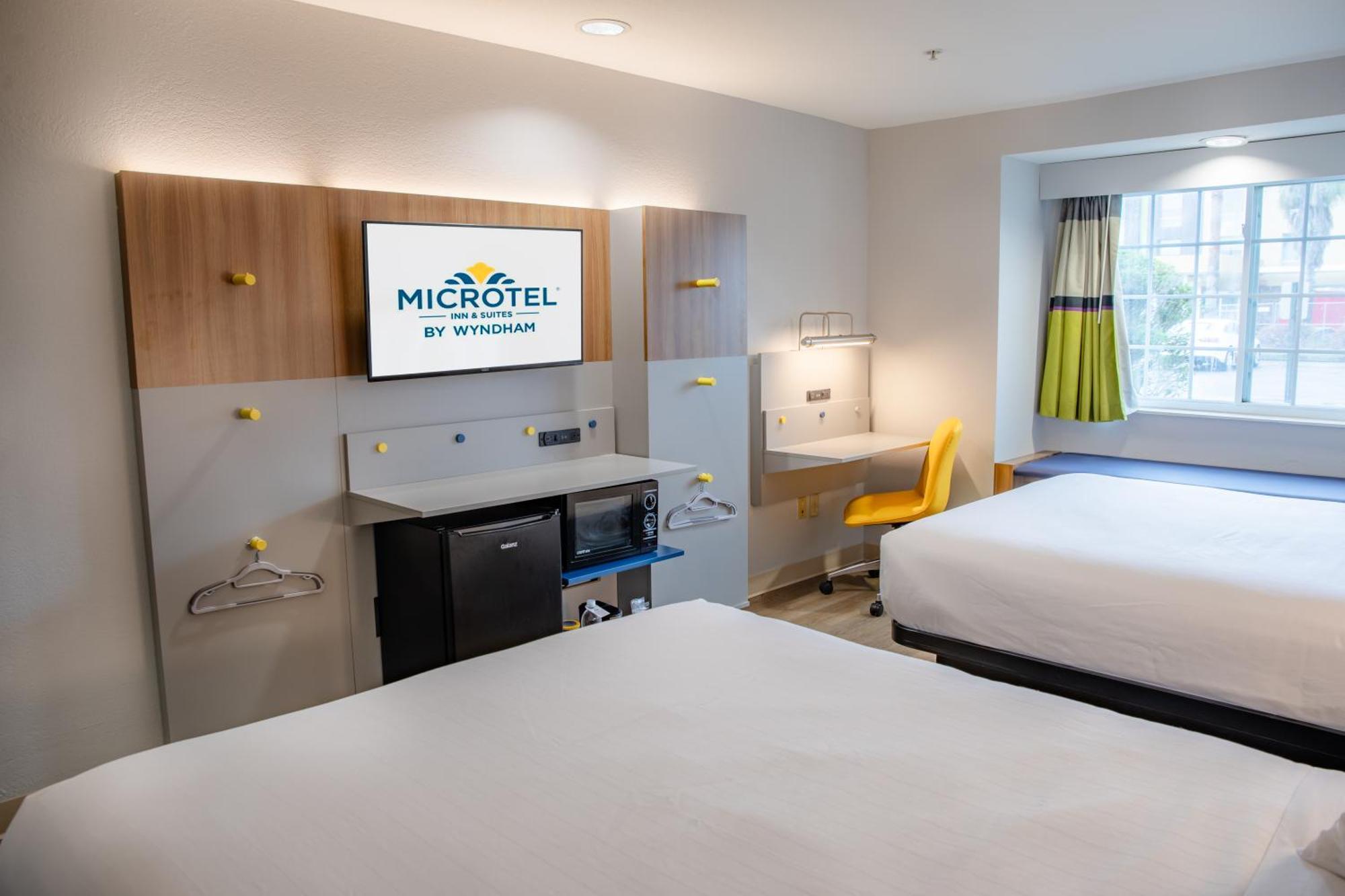 Microtel Inn & Suites By Wyndham Kingsland Naval Base I-95 Екстериор снимка