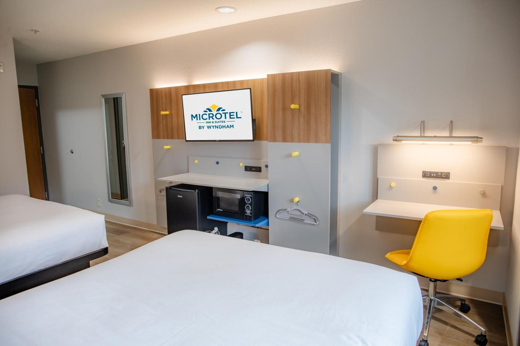 Microtel Inn & Suites By Wyndham Kingsland Naval Base I-95 Екстериор снимка