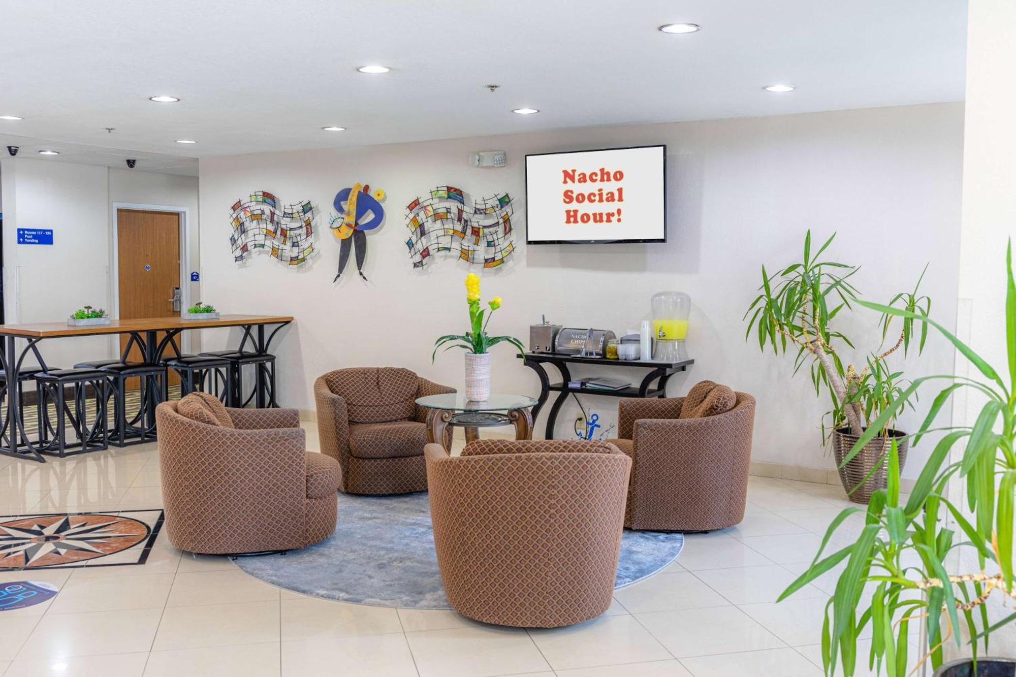 Microtel Inn & Suites By Wyndham Kingsland Naval Base I-95 Екстериор снимка