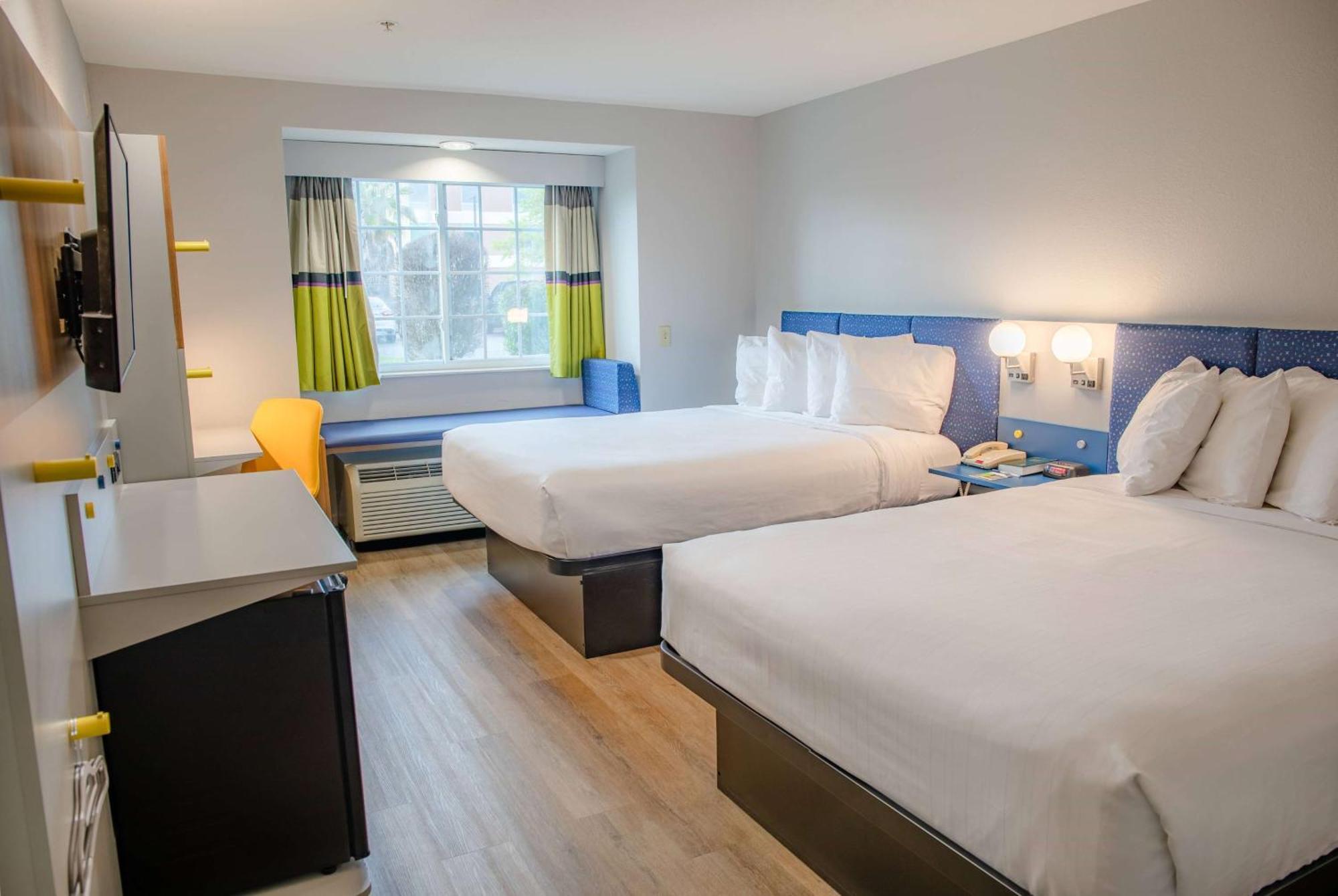 Microtel Inn & Suites By Wyndham Kingsland Naval Base I-95 Екстериор снимка